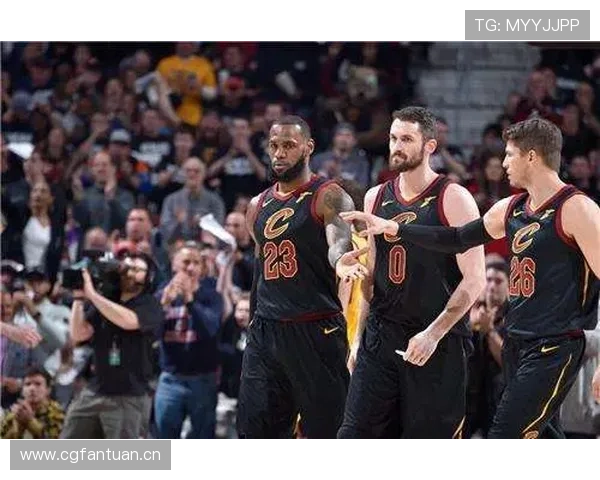 瓦格纳利用无球跑动拉开空间，提升球队三分效率明显